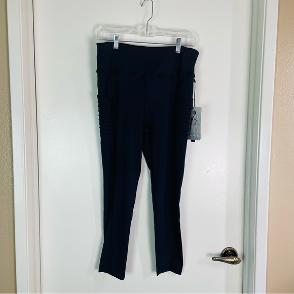 Kendall+ Kylie NWOT WOMEN'S LEGGING PANTS SZ LARGE. - Picture 10 of 14
